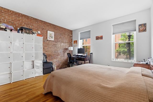 36 Hanson St, Boston, MA 02118