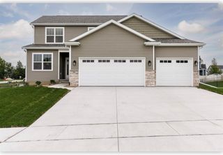 509 Grey Slate Drive SW, Cedar Rapids, IA 52404