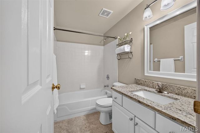 1307 Norwood Hills Drive, O'fallon, MO 63366