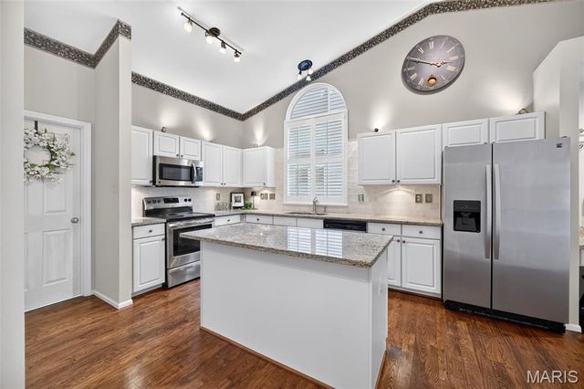 1307 Norwood Hills Drive, O'fallon, MO 63366