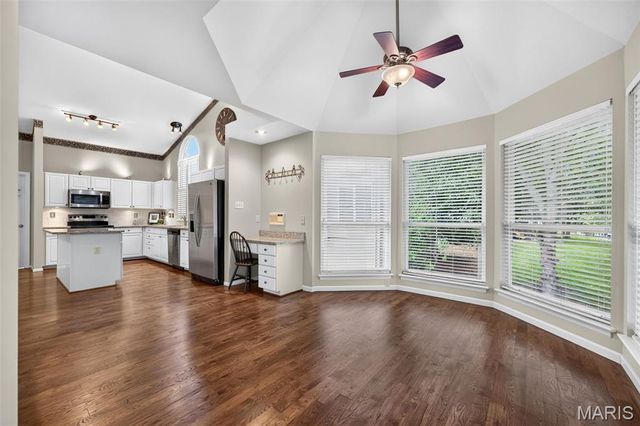 1307 Norwood Hills Drive, O'fallon, MO 63366
