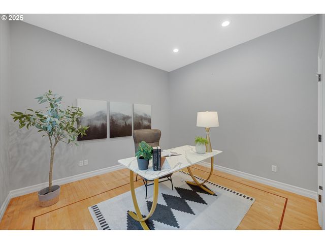 2350 Sw TURNER Rd, West Linn, OR 97068