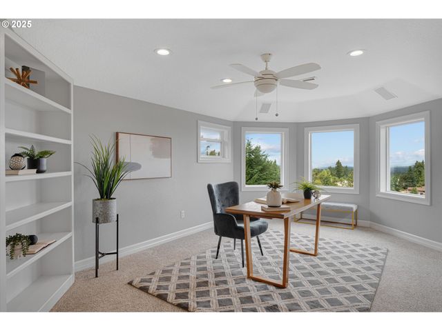 2350 Sw TURNER Rd, West Linn, OR 97068