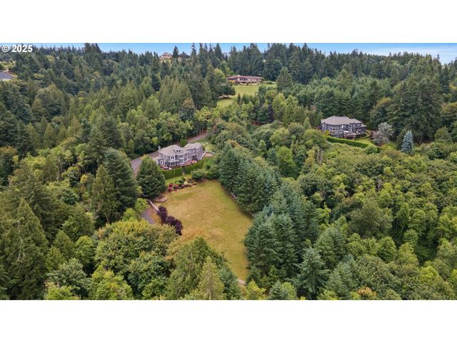 2350 Sw TURNER Rd, West Linn, OR 97068