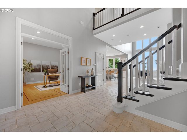 2350 Sw TURNER Rd, West Linn, OR 97068