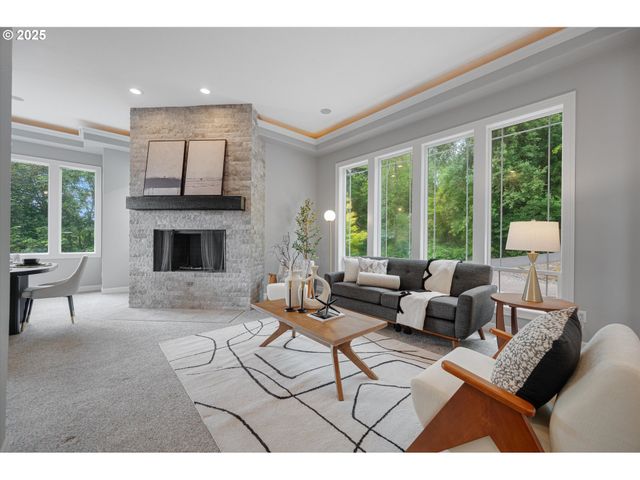 2350 Sw TURNER Rd, West Linn, OR 97068