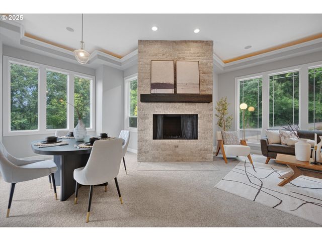 2350 Sw TURNER Rd, West Linn, OR 97068