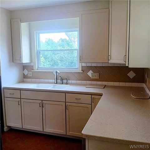 481 Getzville Road, Amherst, NY 14226