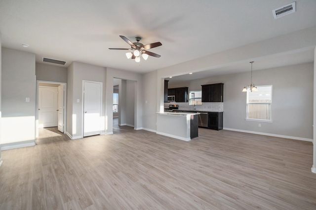 13006 Laura Lake, Willis, TX 77318