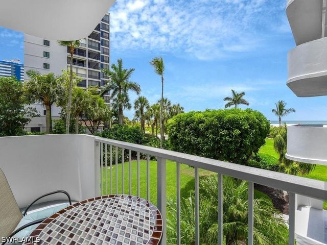 140 Seaview CT 206S, Marco Island, FL 34145