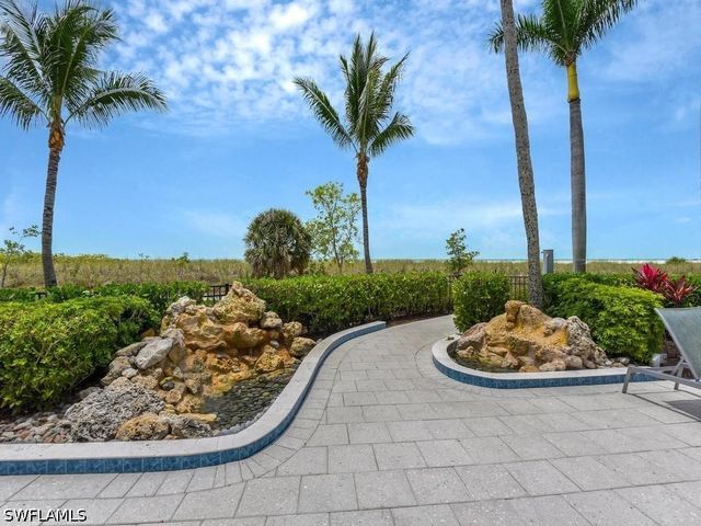 140 Seaview CT 206S, Marco Island, FL 34145