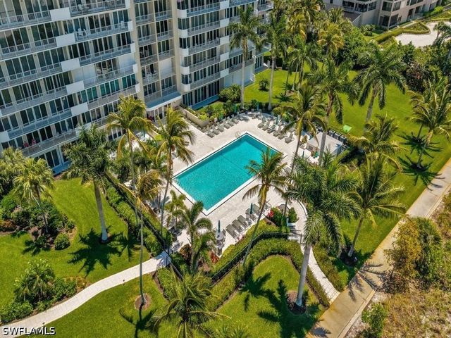 140 Seaview CT 206S, Marco Island, FL 34145