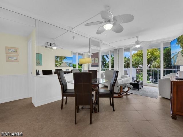 140 Seaview CT 206S, Marco Island, FL 34145