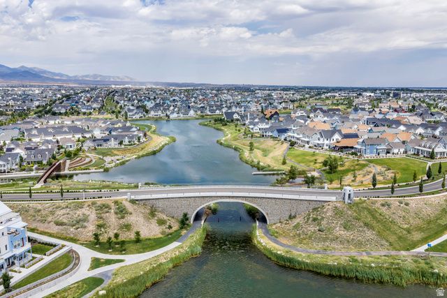 4765 W ISLA DAYBREAK RD, South Jordan, UT 84009
