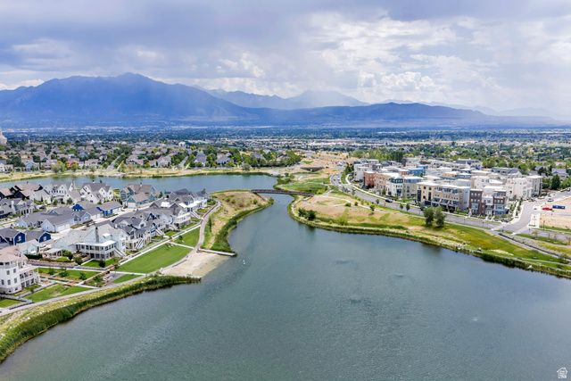 4765 W ISLA DAYBREAK RD, South Jordan, UT 84009