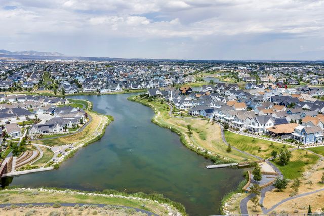 4765 W ISLA DAYBREAK RD, South Jordan, UT 84009