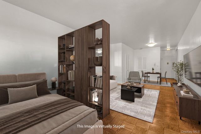 70-25 Yellowstone Boulevard 18K, Forest Hills, NY 11375
