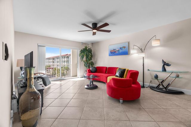 950 Ponce De Leon Road 403, Boca Raton, FL 33432