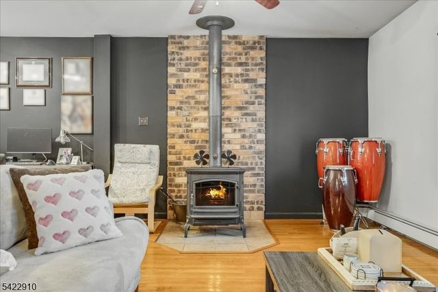 9 River View Dr, Hardwick Twp., NJ 07825