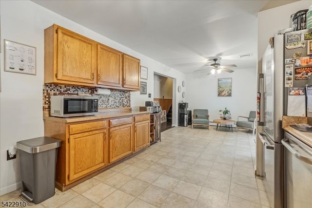 9 River View Dr, Hardwick Twp., NJ 07825