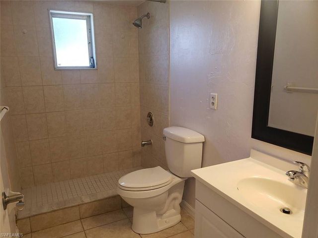 1306 Hibiscus DR, Cape Coral, FL 33909