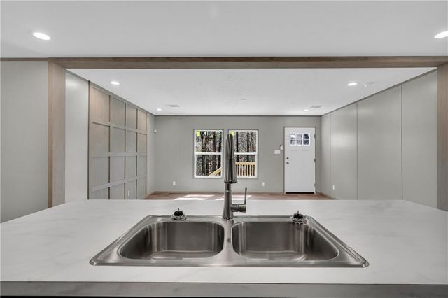 136 Poplar Drive, Dawsonville, GA 30534