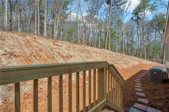 136 Poplar Drive, Dawsonville, GA 30534