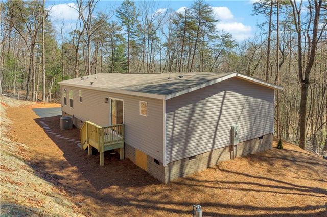 136 Poplar Drive, Dawsonville, GA 30534