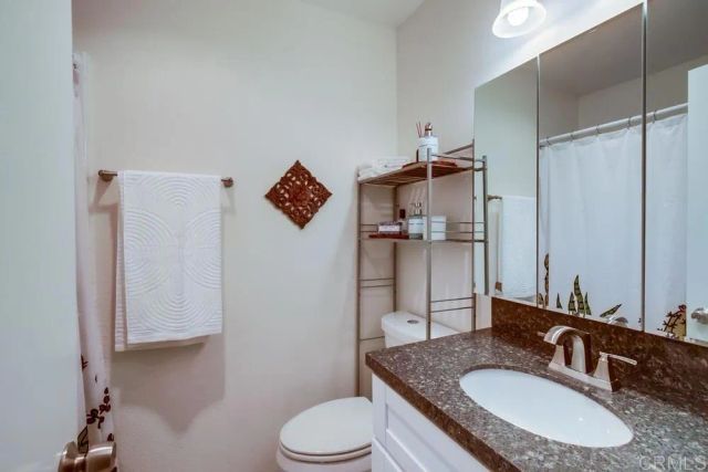 8673 Wahl Street, Santee, CA 92071