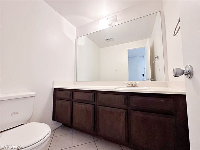 674 Rolling Green Drive 674, Las Vegas, NV 89169