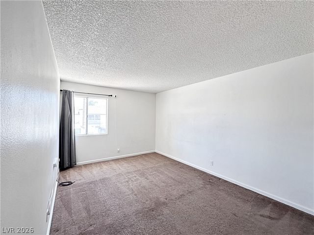 674 Rolling Green Drive 674, Las Vegas, NV 89169