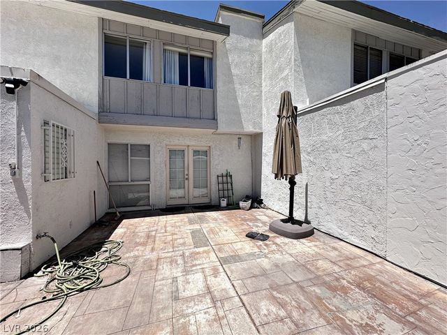 674 Rolling Green Drive 674, Las Vegas, NV 89169