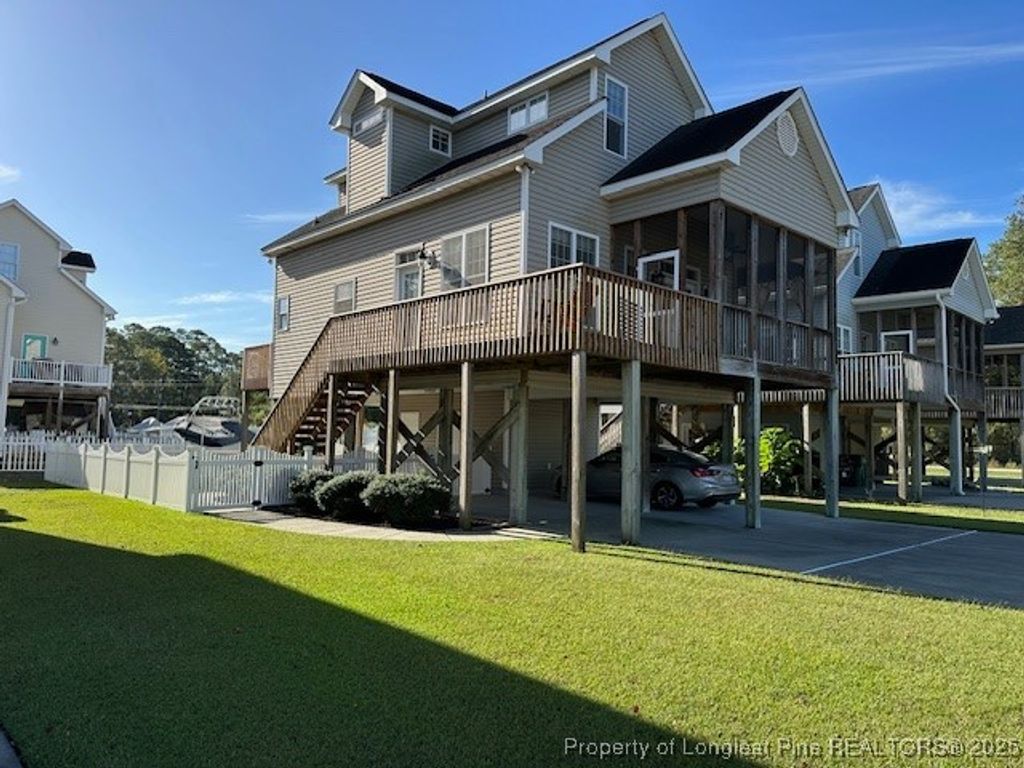 28 Maple Avenue, White Lake, NC 28337 — exterior
