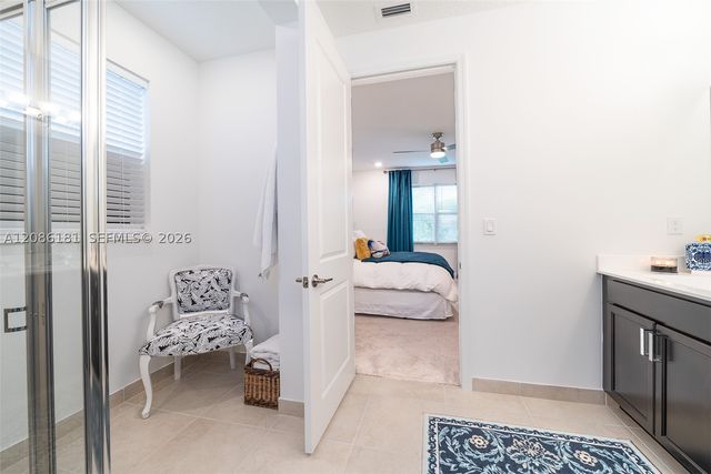 4230 Rosa Dr, Deerfield Beach, FL 33064