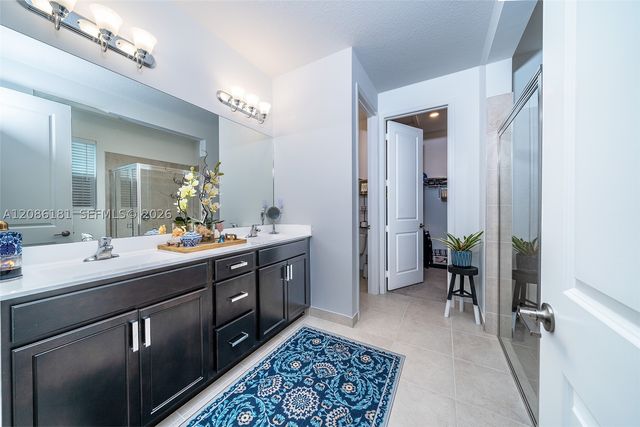 4230 Rosa Dr, Deerfield Beach, FL 33064