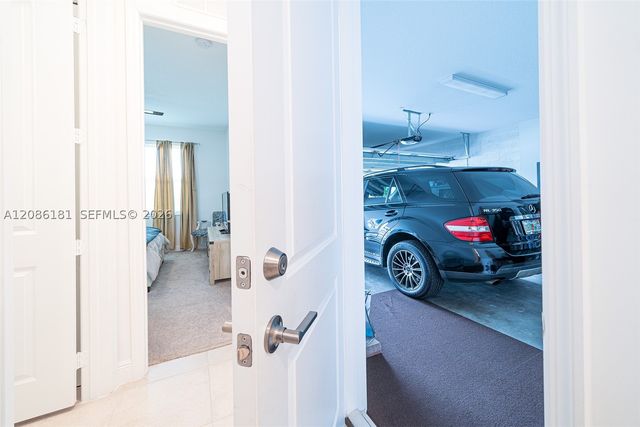 4230 Rosa Dr, Deerfield Beach, FL 33064