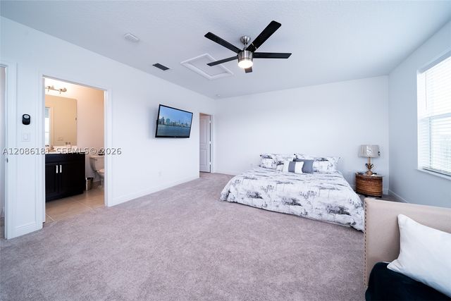 4230 Rosa Dr, Deerfield Beach, FL 33064