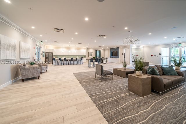 4230 Rosa Dr, Deerfield Beach, FL 33064