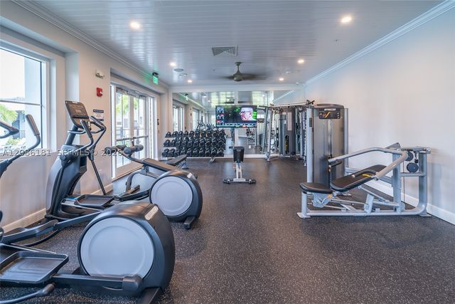 4230 Rosa Dr, Deerfield Beach, FL 33064