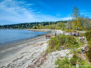4552 Point White Drive NE #A&B, Bainbridge Island, WA 98110