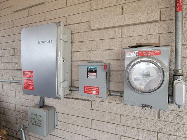 702 E Carrol Street, Harlingen, TX 78550