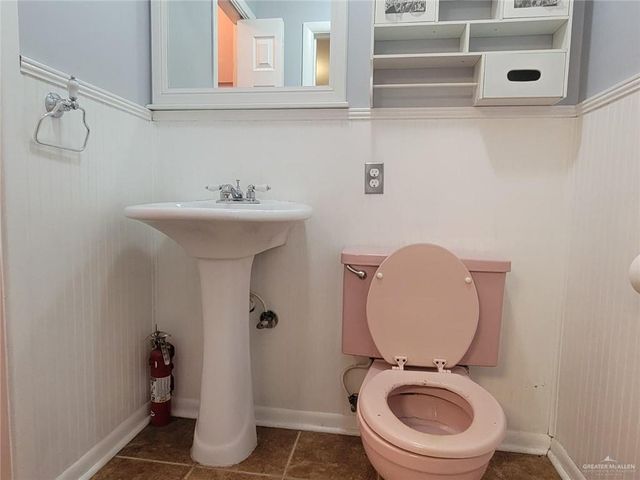 702 E Carrol Street, Harlingen, TX 78550