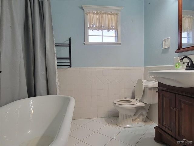 702 E Carrol Street, Harlingen, TX 78550