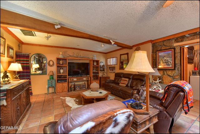 4204 EMORY Road, El Paso, TX 79922