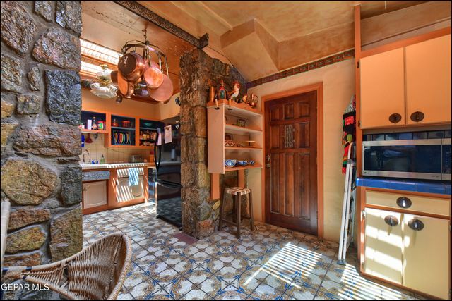 4204 EMORY Road, El Paso, TX 79922