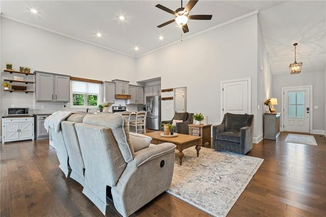 538 Black Horse Circle, Canton, GA 30114