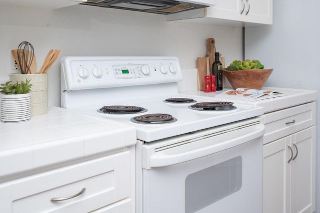 1982 W Bayshore Road 217, East Palo Alto, CA 94303