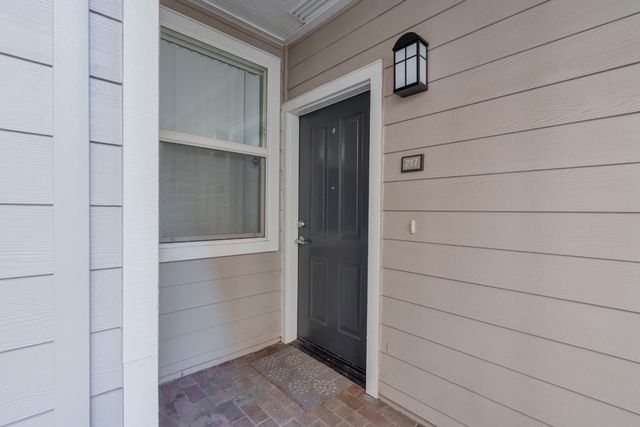 1982 W Bayshore Road 217, East Palo Alto, CA 94303