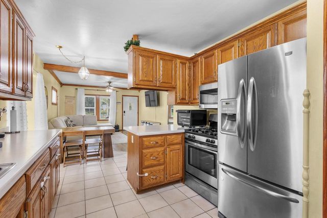 1027 LAKE STREET, Green Bay, WI 54303