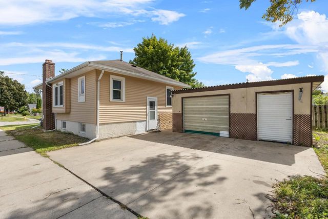 1027 LAKE STREET, Green Bay, WI 54303